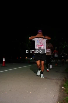Runner Photo 1885123