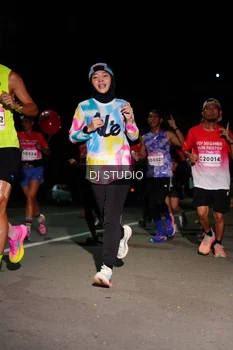 Runner Photo 1885125