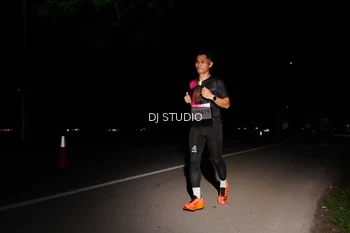 Runner Photo 1885136