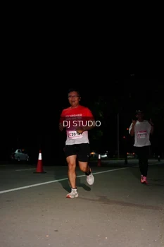 Runner Photo 1885139