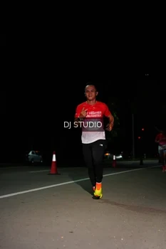 Runner Photo 1885150