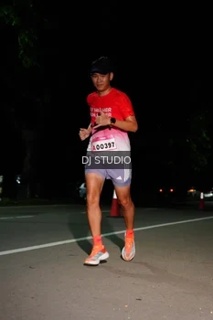 Runner Photo 1885152