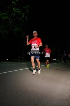 Runner Photo 1885193