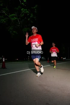 Runner Photo 1885195