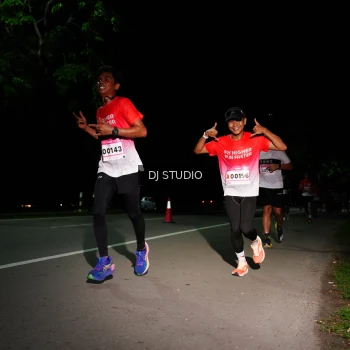 Runner Photo 1885205