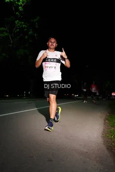 Runner Photo 1885207