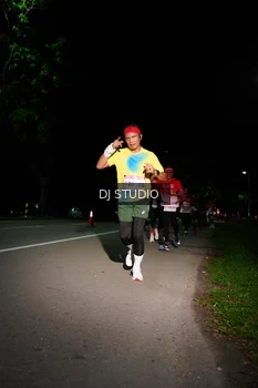 Runner Photo 1885214