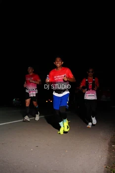 Runner Photo 1885235