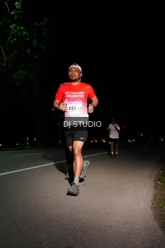 Runner Photo 1885241