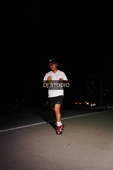 Runner Photo 1885244