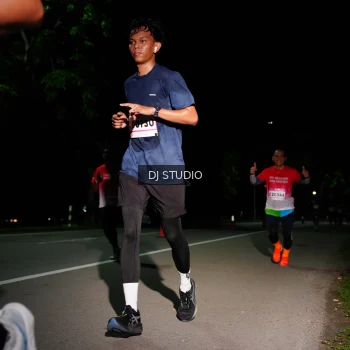 Runner Photo 1885252