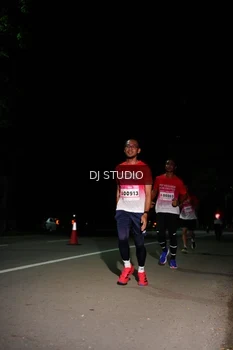 Runner Photo 1885271