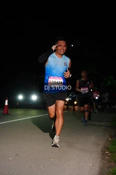 Runner Photo 1885283