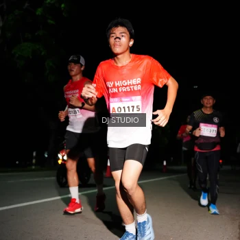 Runner Photo 1885365