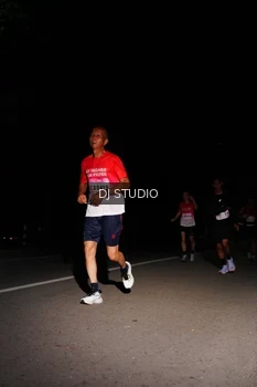 Runner Photo 1885369