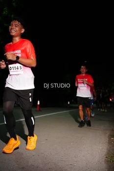 Runner Photo 1885377
