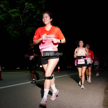 Runner Photo 1885385