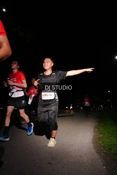 Runner Photo 1885428