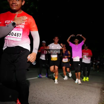 Runner Photo 1885468