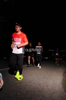 Runner Photo 1885470