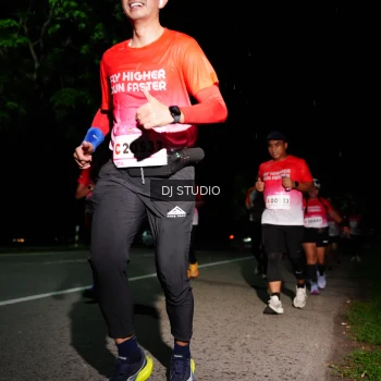 Runner Photo 1885481