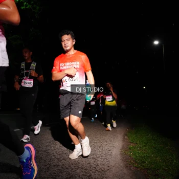 Runner Photo 1885496