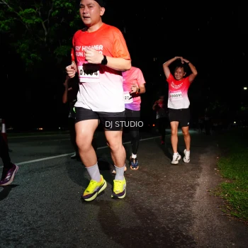 Runner Photo 1885530