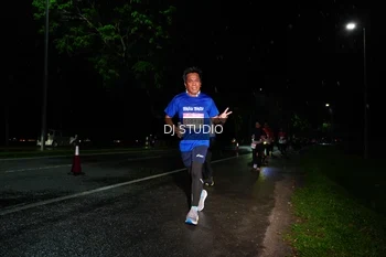 Runner Photo 1885573