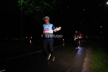 Runner Photo 1885574