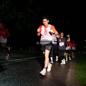 Runner Photo 1885615