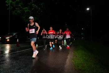 Runner Photo 1885649