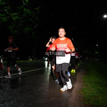 Runner Photo 1885653