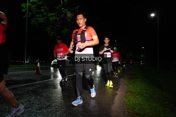 Runner Photo 1885655