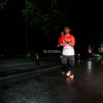 Runner Photo 1885676