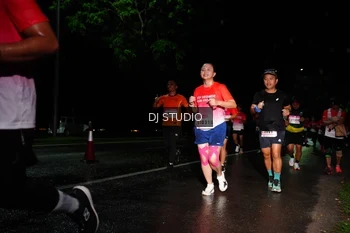 Runner Photo 1885692