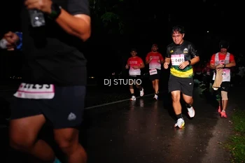 Runner Photo 1885695