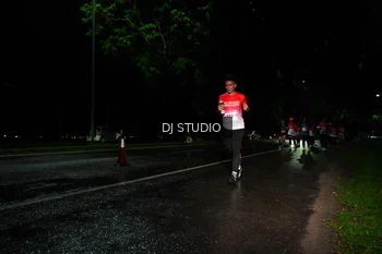 Runner Photo 1885717