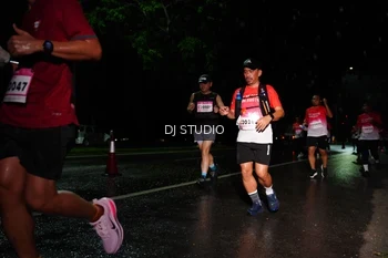 Runner Photo 1885748