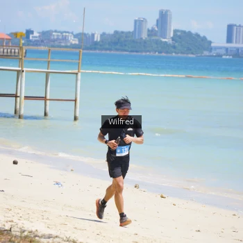 Runner Photo 1889733