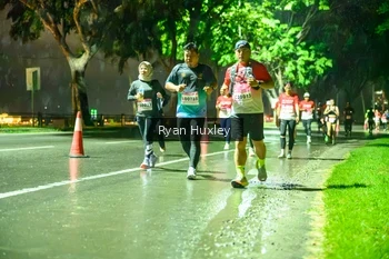 Runner Photo 1906015