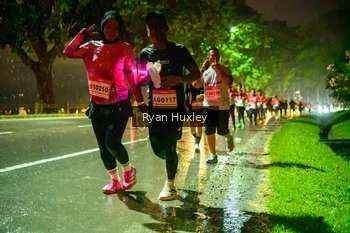 Runner Photo 1906072