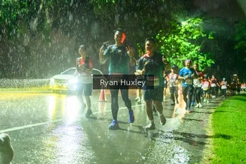 Runner Photo 1906093