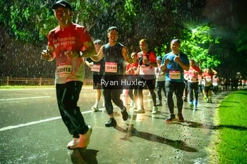 Runner Photo 1906095