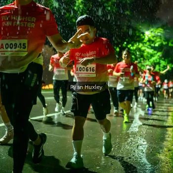 Runner Photo 1906098