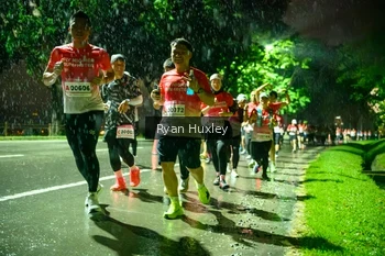 Runner Photo 1906099