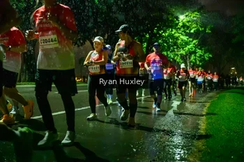 Runner Photo 1906101