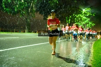 Runner Photo 1906105