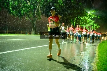 Runner Photo 1906106