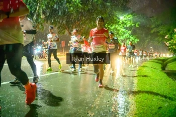 Runner Photo 1906147