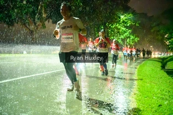 Runner Photo 1906161